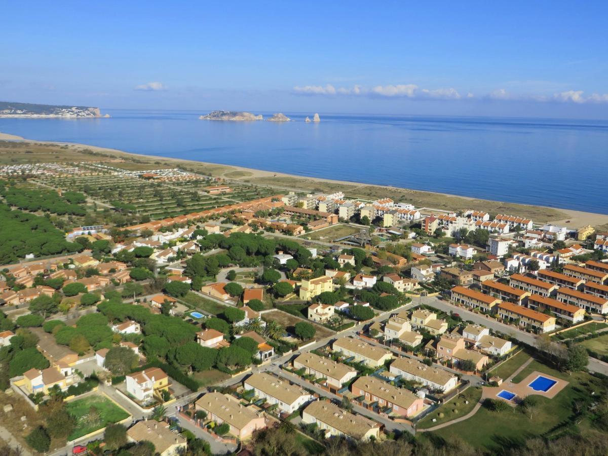 Llevant - Mas Pinell Torroella de Montgrí Exterior foto